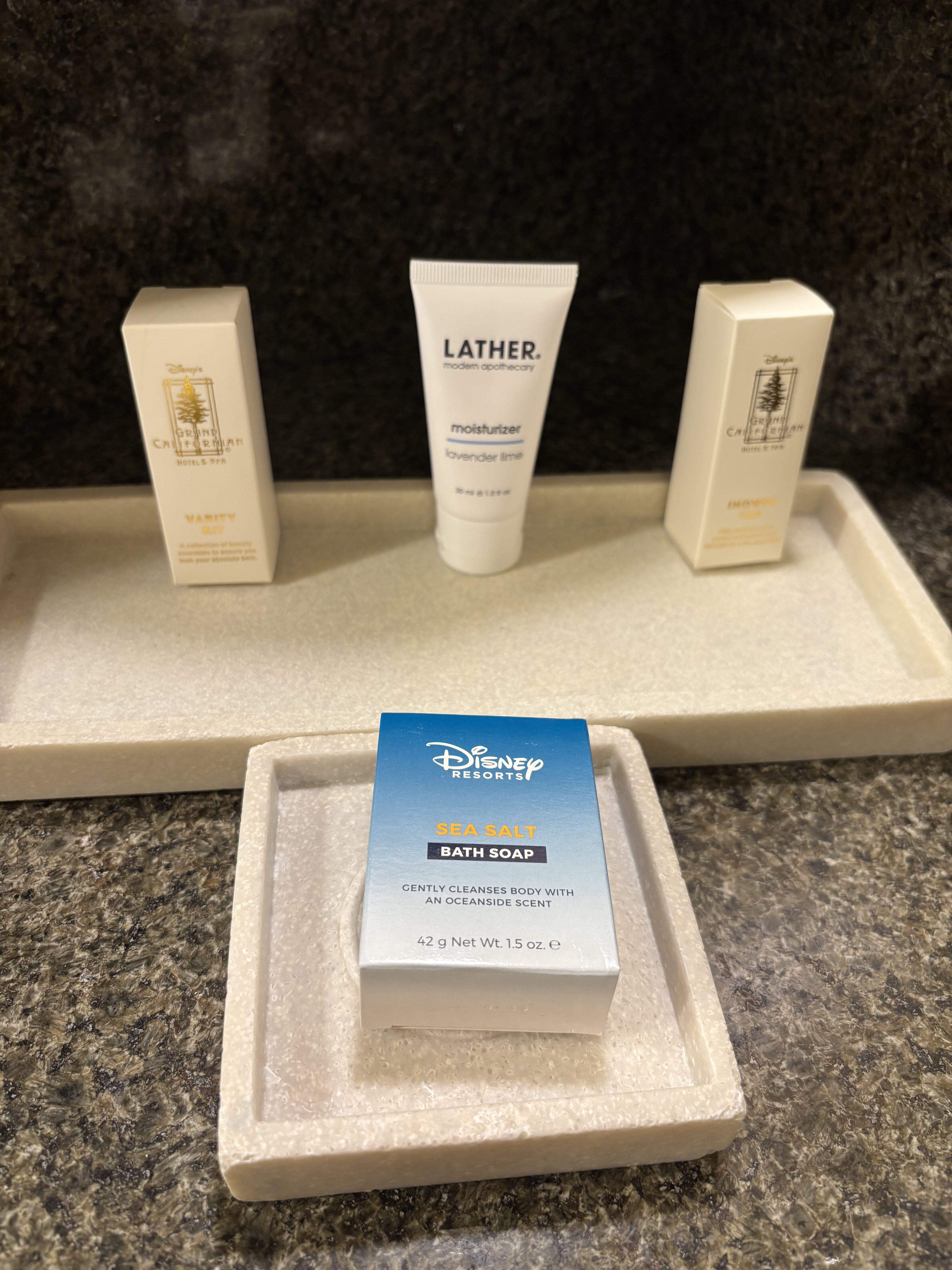 グランドカリフォルニアンホテル 洗面所のアメニティ