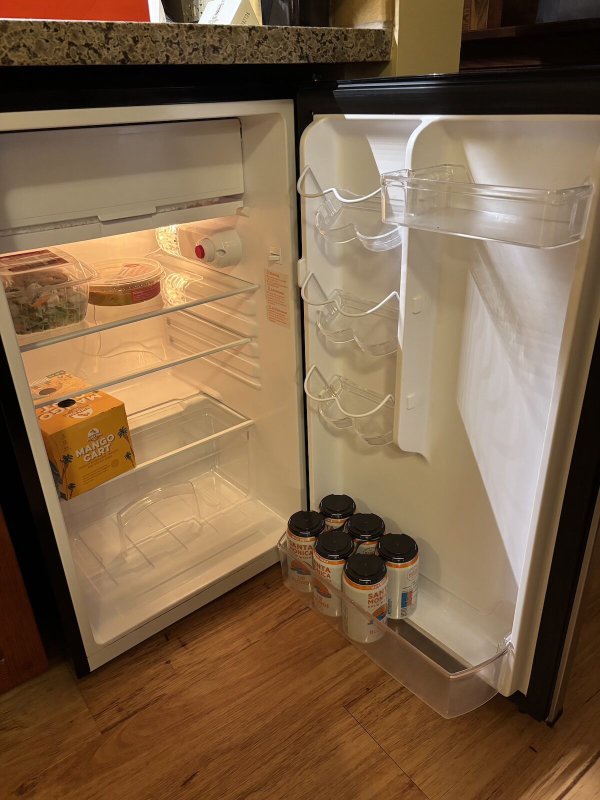 グランドカリフォルニアンホテル 客室 冷蔵庫