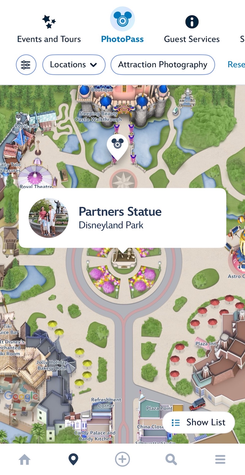 DisneylandアプリのPhotoPassマップ画面。アイコンをタップするとPartners Statueと場所の名前が表示されている